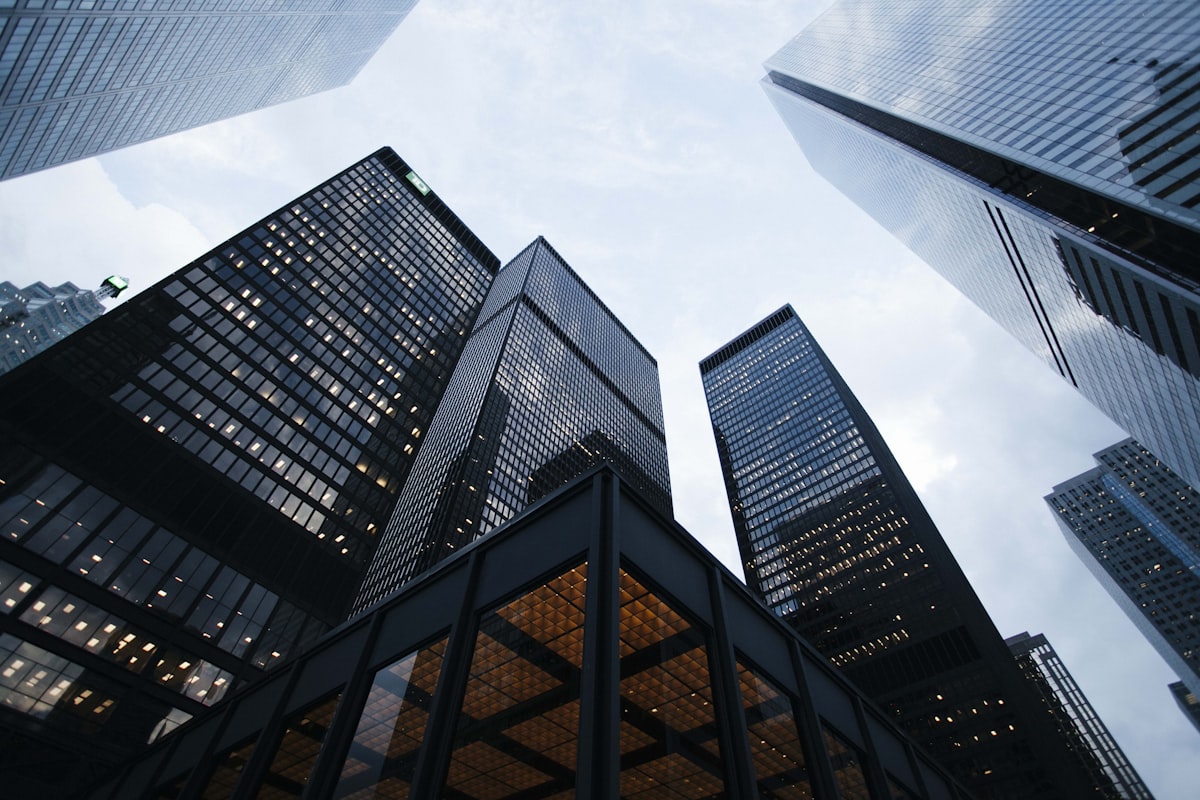 Business building representing business valuation in Tennessee divorce
